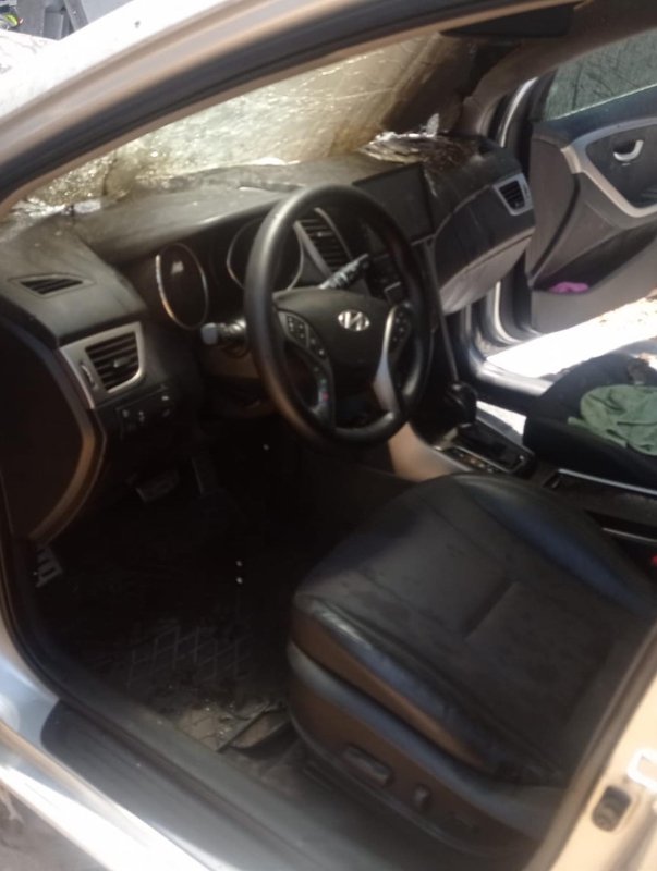 Hatay’da araç yanarak küle döndü 