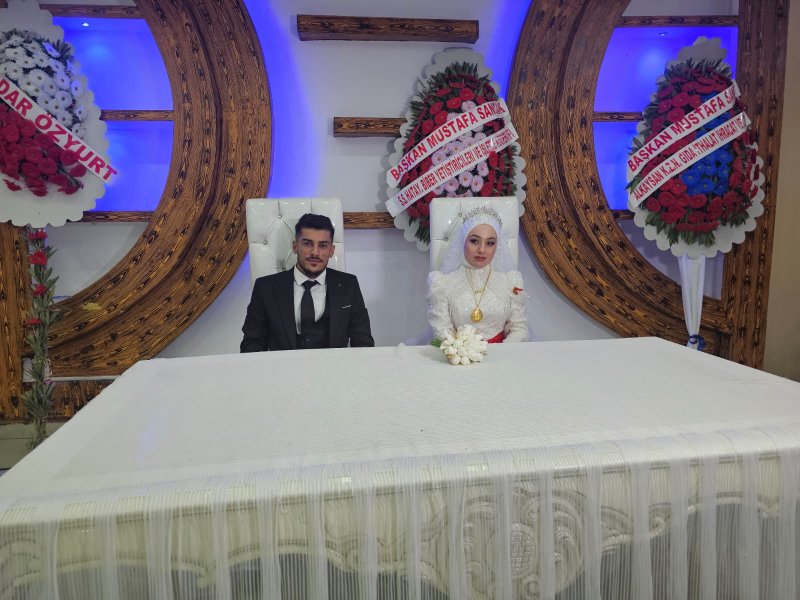 İŞLEK VE KAÇAN AİLELERİNİN MUTLU GÜNÜ