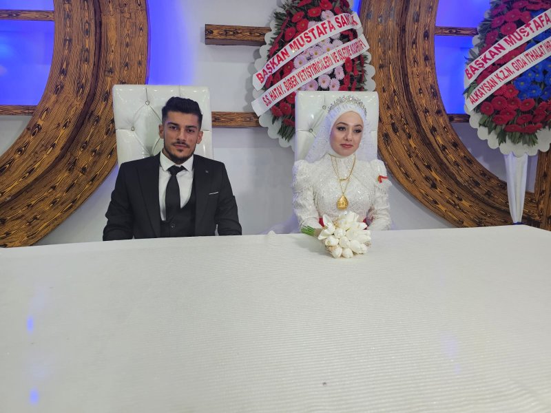 İŞLEK VE KAÇAN AİLELERİNİN MUTLU GÜNÜ