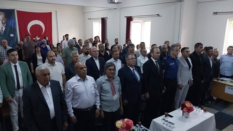 GAZETECİ-ŞAİR AHMET SÜREYYA DURNA YARIŞMAYLA ANILDI 