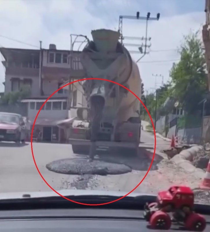 Yola beton dökerek ilerleyen beton mikserine 50 bin TL para cezası