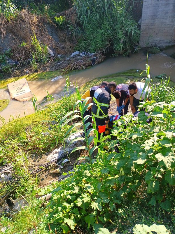 Antakya'da dereye uçan motosikletin sürücüsü yaralandı