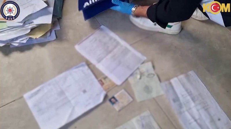 Sahte belgelerle emekli eden çeteye operasyon