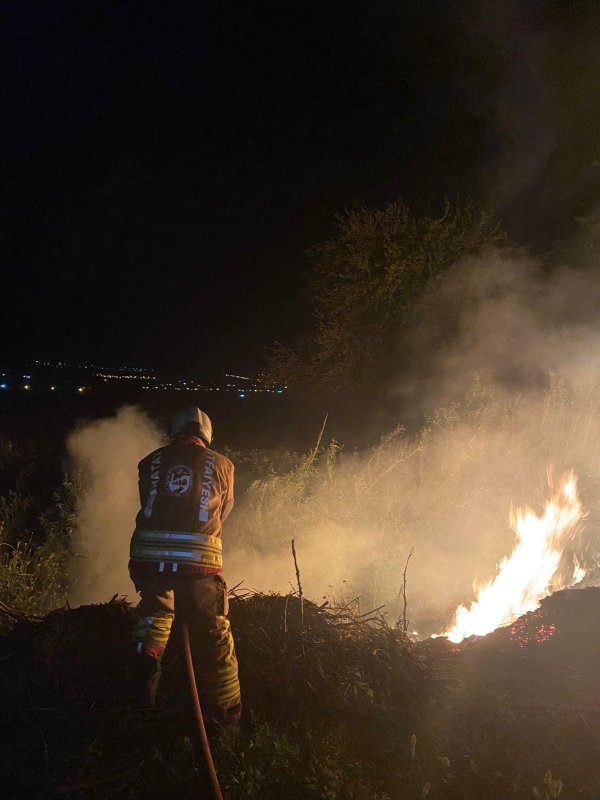KIRIKHAN’DA BAHÇE YANGINI KORKUTTU 