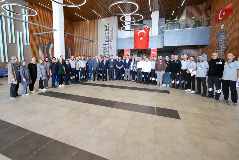 Vali Masatlı hastaların bayramını kutladı 