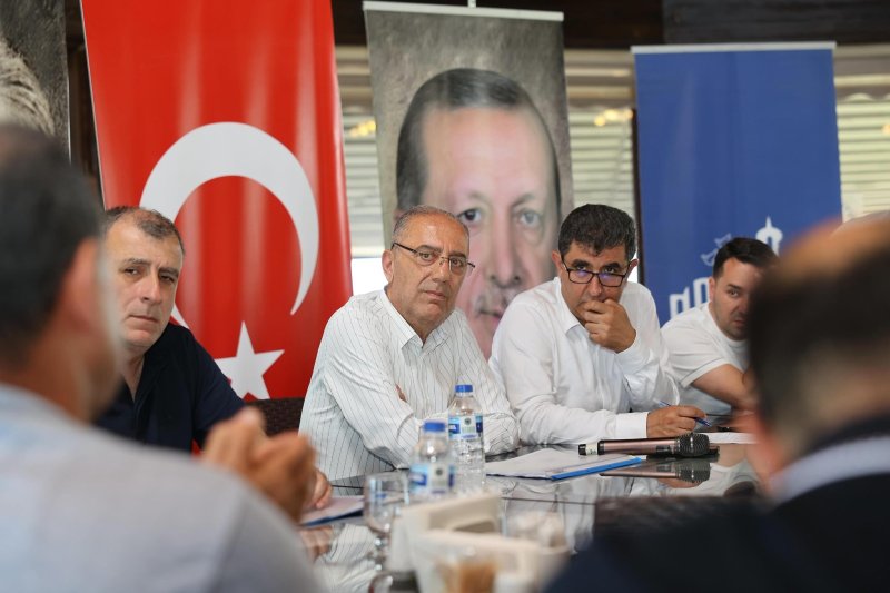 BAŞKAN YAPAR DAĞ BANDI MUHTARLARINI DİNLEDİ