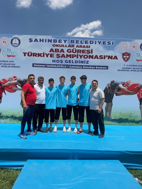 HATAY İMAM HATİP SPOR LİSESİ GÜREŞTE TÜRKİYE ZİRVESİNE ÇIKTI
