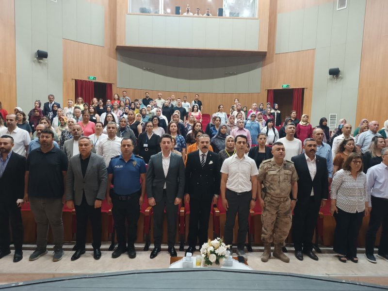 ERZİN HALK EĞİTİM MERKEZİNDE YIL SONU EL EMEĞİ SERGİSİ AÇILDI