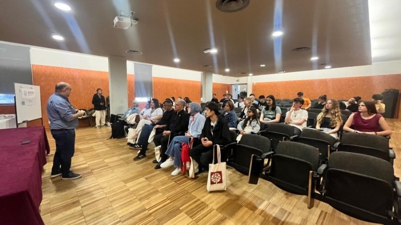 Hataylı depremzede çocuklar Portekiz’i gezdi 