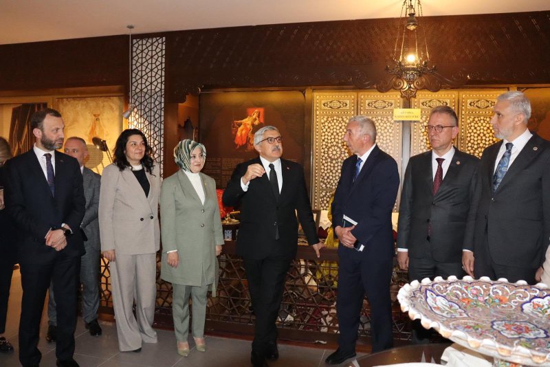YAYMAN: CUMHURBAŞKANIMIZI YENİDEN BAŞKAN YAPACAĞIZ