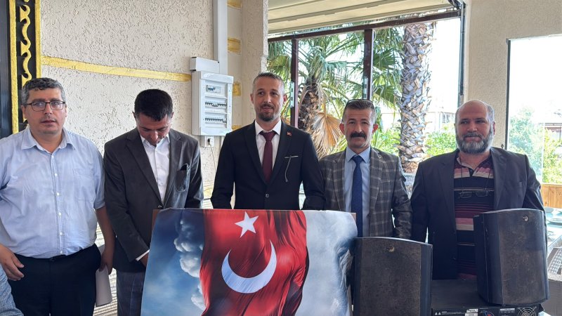 BAŞKAN RÜSTEM GÖYCE GÜVEN TAZELEDİ:  "BİRLİKTE AŞAMAYACAĞIMIZ ENGEL YOK"