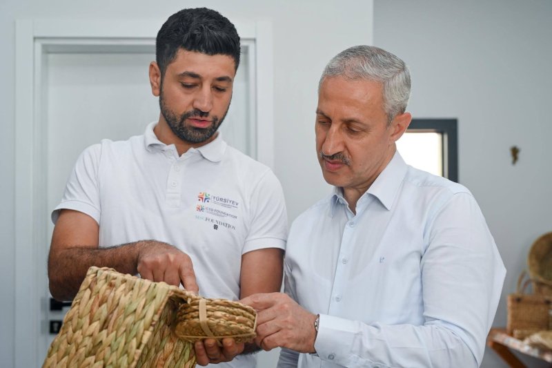 REKTÖR EREN’DEN GERİ DÖNÜŞÜME DESTEK 