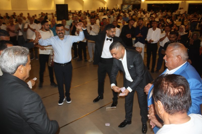SERDAR ÖZYURT, ACAR VE YAZAR AİLELERİNİN MUTLULUĞUNA ORTAK OLDU