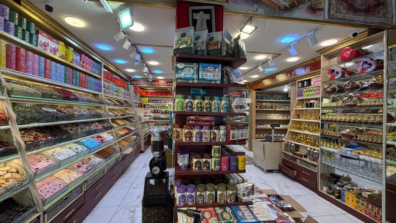 Antikzade Bazar,