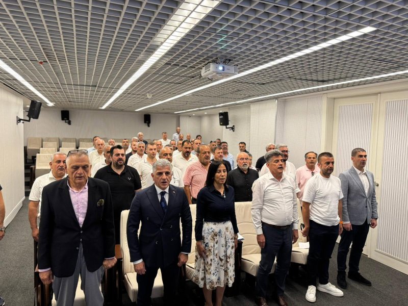 HTSO MECLİSİNDE AYLIK TOPLANTI GERÇEKLEŞTİRİLDİ