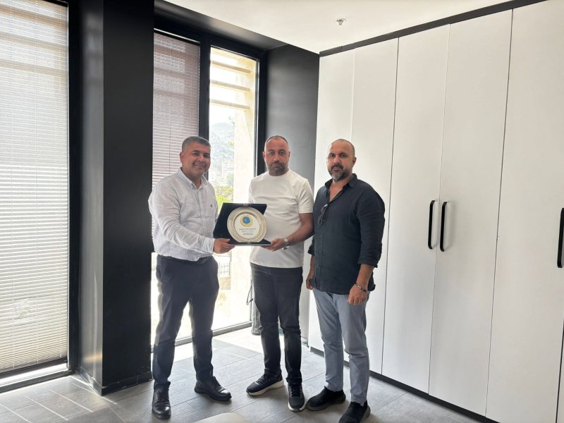 İTSO’DAN HATAY TSO’YA PLAKETLİ ZİYARET 