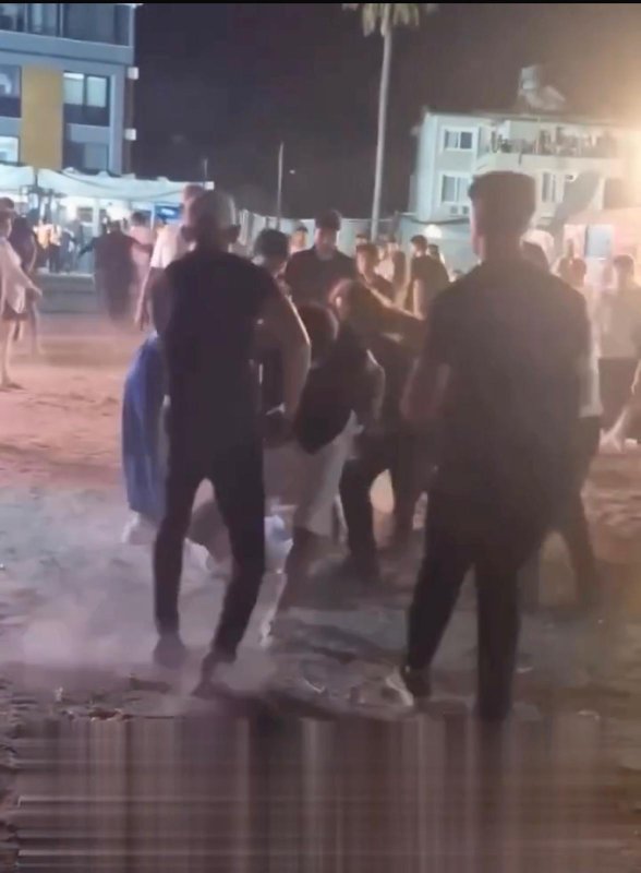 ARSUZ’DA XFEST’E GÖLGE DÜŞÜREN KAVGA 