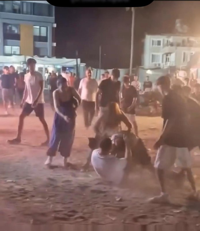ARSUZ’DA XFEST’E GÖLGE DÜŞÜREN KAVGA 