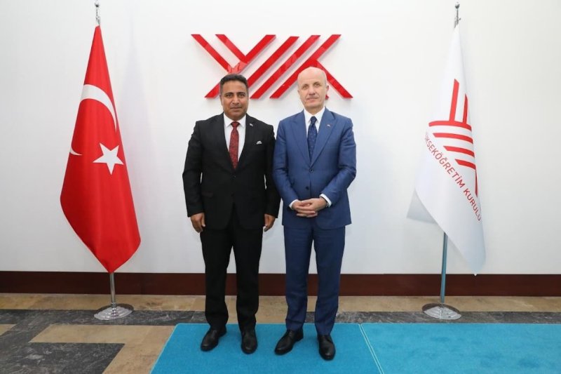 İSTE REKTÖRÜ DURUEL'DEN ÖZVAR'A TEBRİK ZİYARETİ