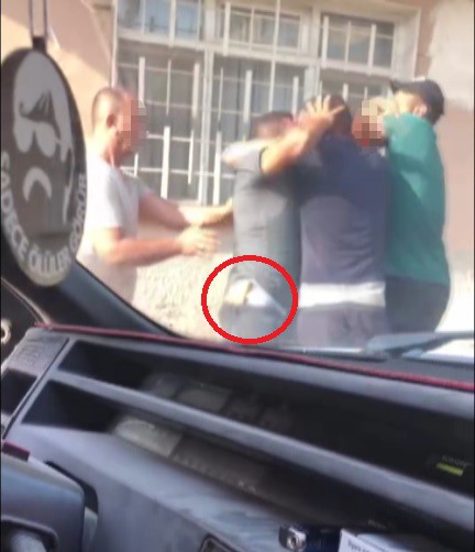 Hatay'da Sokakta Kavga: Tekme ve Bıçak!