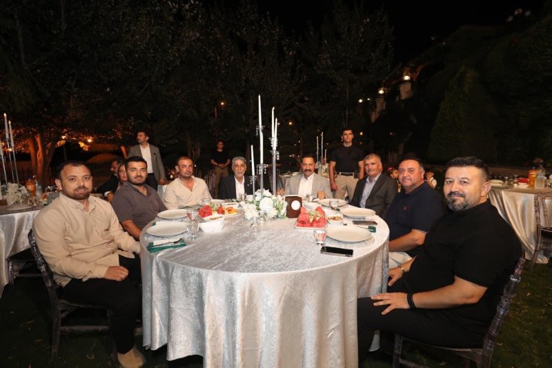 Vali Masatlı, genç çiftin nişan mutluluğuna ortak oldu