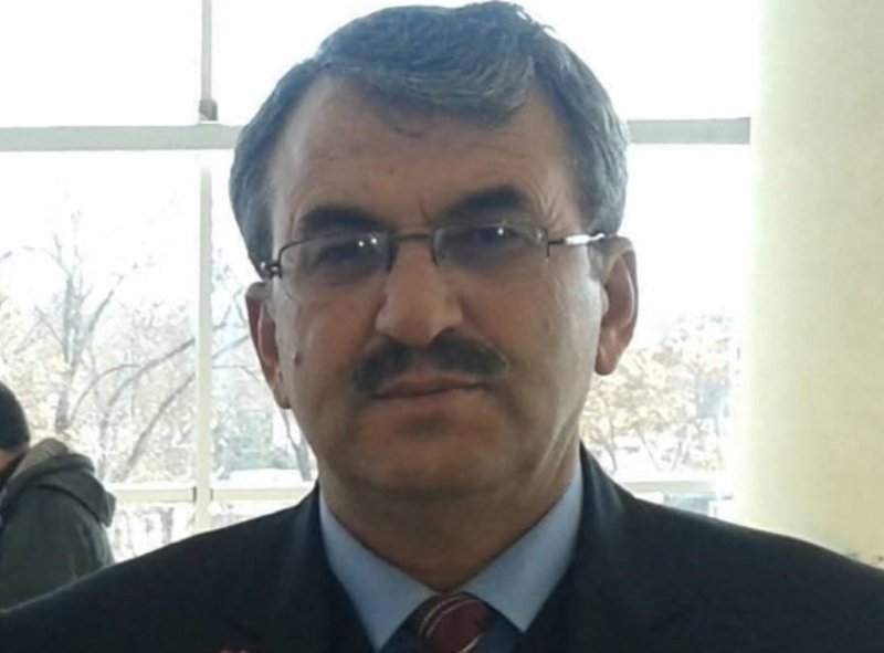 Otomobille çarpışan motosikletin sürücüsü öldü