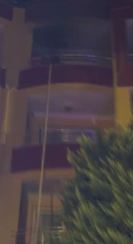 Otelde çıkan yangında dumandan etkilenen 11 kişi hastaneye kaldırıldı