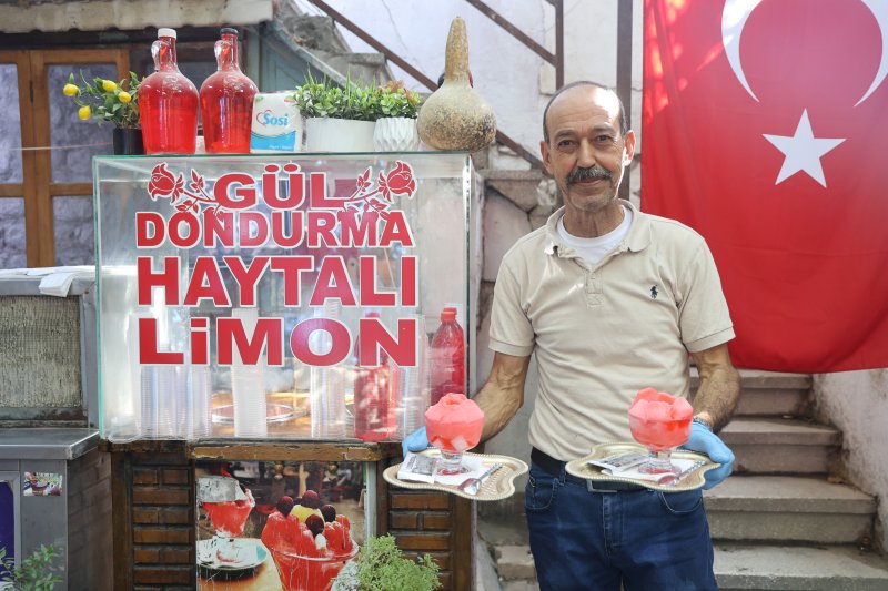 Kavurucu sıcağın vazgeçilmez lezzeti Haytalı oldu