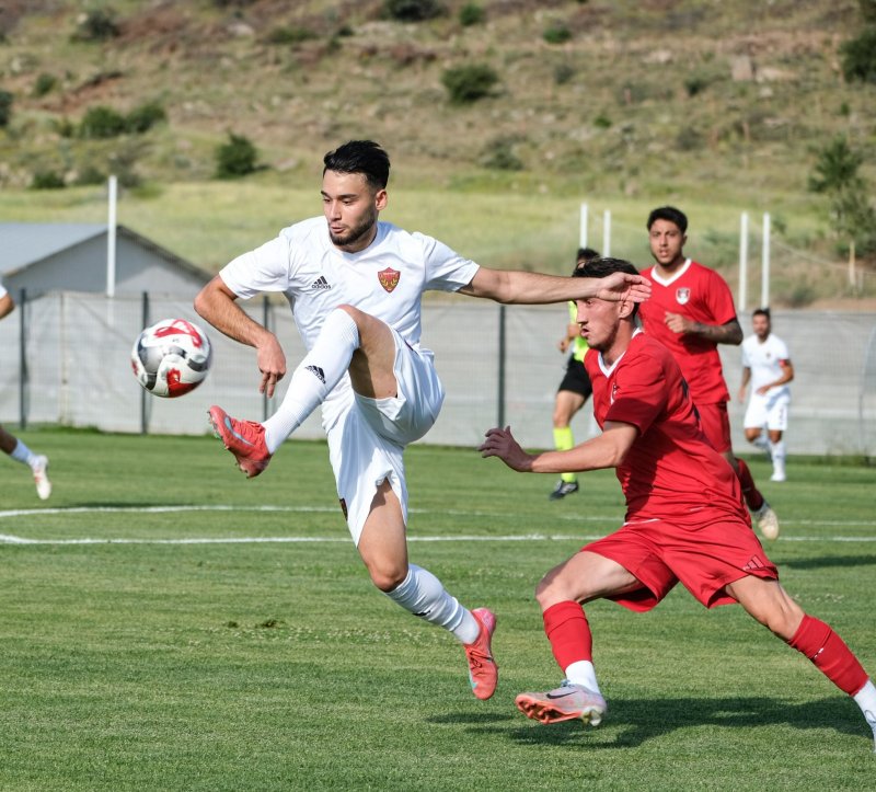 Emir Dadük, savunmada Kerim, Engincan, Cengiz, Kerim, Kamil Ahmet, orta alanda Hodzic, Abdulkadir, Görkem, kanatlarda Ünal, Okoronkwo, forvette ise Strandberg