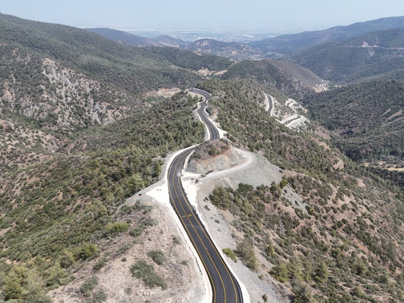 <iframe width="1236" height="695" src="https://www.youtube.com/embed/P1FalHUzcG0" title="SERİNYOL-MADENLİ HATTINDA PAROLA: GÜVENLİK Hatayinternettv.com" frameborder="0" allow="accelerometer; autoplay; clipboard-write; encrypted-media; gyroscope; picture-in-picture; web-share" referrerpolicy="strict-origin-when-cross-origin" allowfullscreen></iframe>