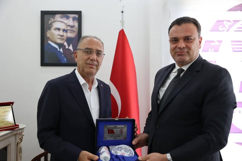 BAŞKAN YAPAR, ESNAF TEMSİLCİLERİYLE BİR ARAYA GELDİ