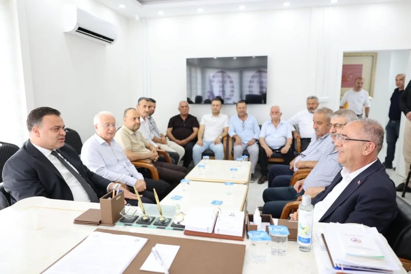 BAŞKAN YAPAR, ESNAF TEMSİLCİLERİYLE BİR ARAYA GELDİ