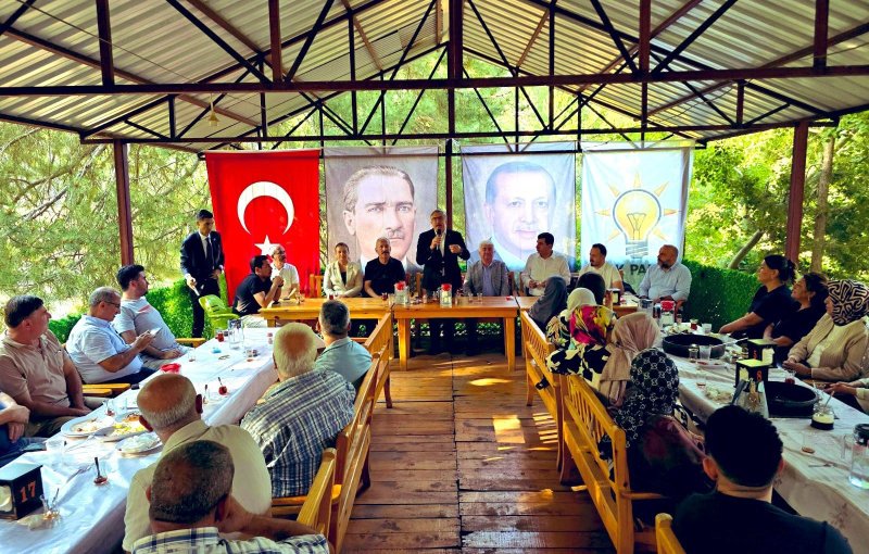 AK PARTİ’DEN DÖRTYOL’DA HALKLA İSTİŞARE MESAJI