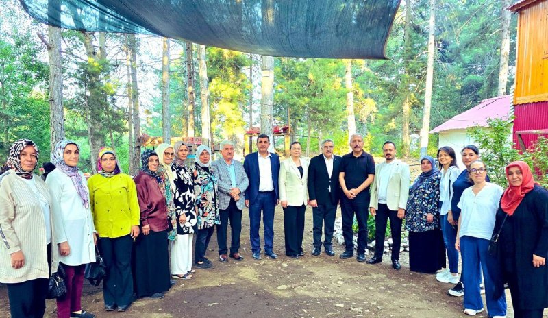 AK PARTİ’DEN DÖRTYOL’DA HALKLA İSTİŞARE MESAJI