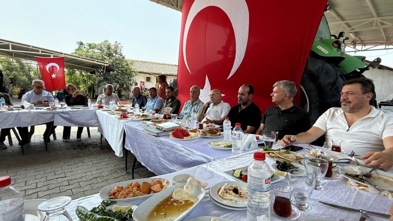 HATAYLI ÇİFTÇİLERDEN SU İSYANI: “HATAY’IN TOPRAKLARI SUSUZLUKTAN KURUYOR“