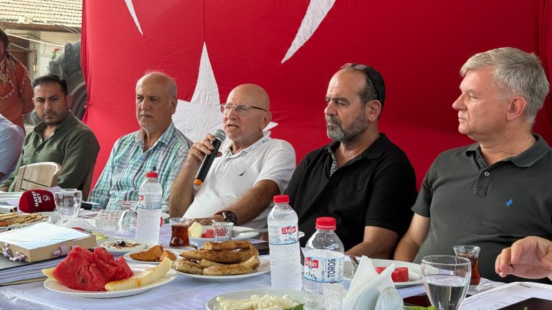 HATAYLI ÇİFTÇİLERDEN SU İSYANI: “HATAY’IN TOPRAKLARI SUSUZLUKTAN KURUYOR“
