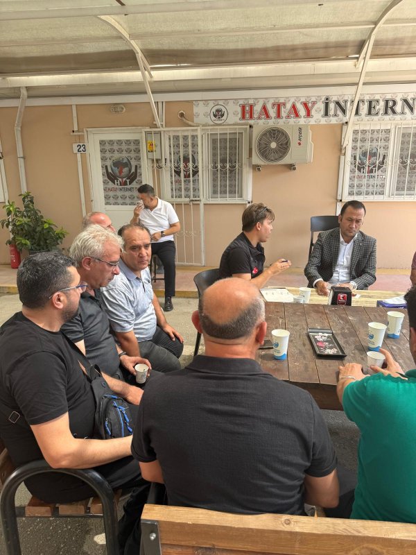 VALİ TOPUZ’DAN KARDEŞLİK ÇARŞISINA ZİYARET 