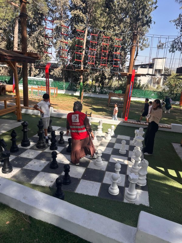 KIZILAY HATAY EKİPLERİ YETİMLERİN YÜZÜNÜ GÜLDÜRDÜ