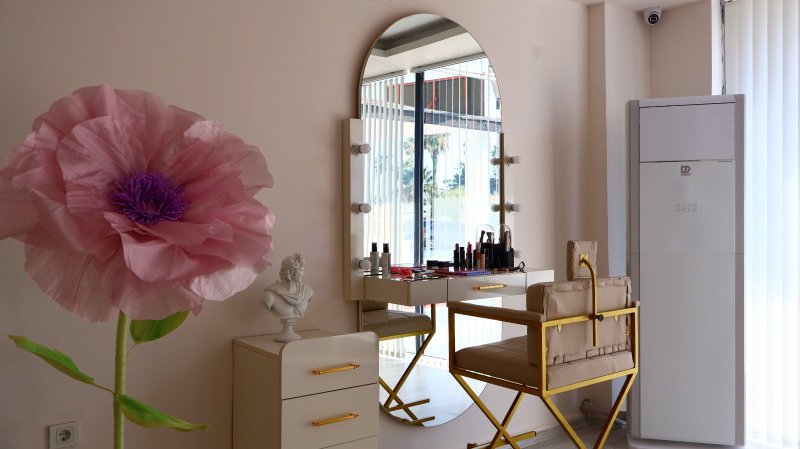  HATAY’DA GÜZELLİĞİN VE ZARAFETİN ADRESİ “ELİF TORTUK GÜZELLİK MERKEZİ”