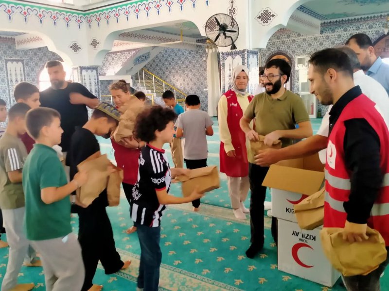 KIZILAY ANTAKYA’DAN KUR’AN KURSLARINA ZİYARET