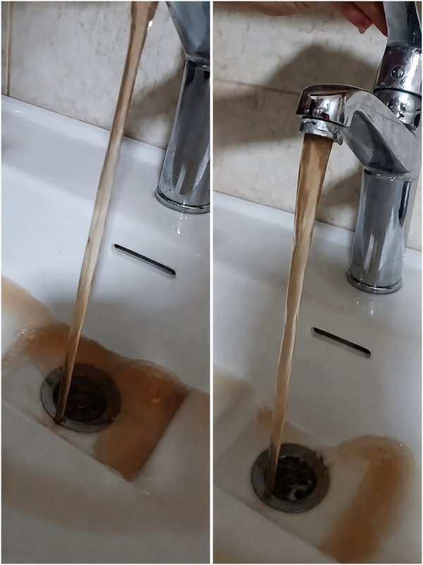 HATSU, abonelerine bin litre suyu ücretsiz verdi (Fotoğraflı) Yakup Söylemez HATAY (İHA) – HBB Su ve Kanalizasyon İdaresi Genel Müdürlüğü (HATSU), Karacay içme suyu isale hattı bağlantı çalışmaları sonrası yaşanan su bulanıklığı sebebiyle abonelerinden bin litre suyun ücretini almadı. Tüm belediye ve su kanalizasyon idarelerine örnek olacak uygulama ilk olma niteliği taşırken vatandaşlardan takdir gördü. HATSU; Antakya, Defne ve Samandağ ilçelerinde Emlak Konut ve TOKİ tarafından yapımı tamamlanan konutların içme suyu ihtiyacını güvence altına almak amacıyla altyapı çalışmalarını gerçekleştirdi. Planlanan çalışmalar kapsamında; 28 Temmuz 2026 Salı günü sabahın erken saatlerinden itibaren 7/24 mesai mefhumu gözetmeksizin 75 personelin görev aldığı ekiplerle 11 ayrı noktada eş zamanlı altyapı çalışması gerçekleştirdi. Çalışmalar kapsamında Büyük Karaçay Barajı isale hattı üzerinde 500'lük ve 700'lük çapta yeni branşman bağlantıları yapılırken, hat üzerinde tespit edilen arızalar da giderildi. Gerçekleştirilen iyileştirme çalışmalarıyla birlikte su iletim kapasitesinin artırılmasına yönelik önemli adımlar atıldı. Gün boyu aralıksız sürdürülen çalışmalar planlanan takvim doğrultusunda başarıyla tamamlanırken, Büyük Karaçay Barajı isale hattından su iletimi saat 03.00 itibarıyla yeniden sağlandı. Su iletimi sonrası içme suyu hattında bulanıklaşma yaşandı ve HATSU vatandaşların mağduriyetini gidermek için harekete geçti. HATSU tarafından Antakya, Defne ve Samandağ ilçelerinde abonelere kesilen Ağustos ayı faturasında bin litre su ücretsiz olarak verildi. Faturalarda yer alan yazıda; "Karaçay İçme Suyu İsale Hattı bağlantı çalışması nedeniyle oluşan su bulanıklığı mağduriyetiniz için bu faturada 1000 litre su ücretsizdir" ifadeleri yer aldı. Öte yandan geçmişte benzer bir uygulamanın gerçekleştirilmediği öğrenilirken mağduriyet kaynaklı bin litre su vatandaşlardan takdir topladı.