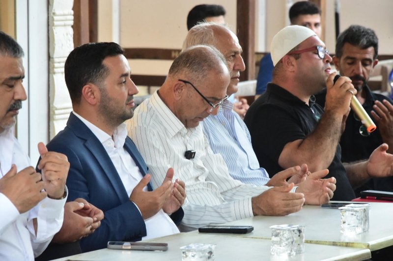 YAPAR VE BOYACIOĞLU ESNAFLA BULUŞTU
