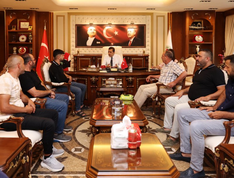 YUMUŞAK, VATANDAŞLARIN TALEPLERİNİ DİNLEDİ