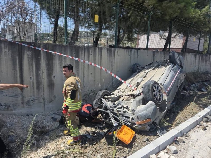 DİKMECE'DE FECİ KAZA