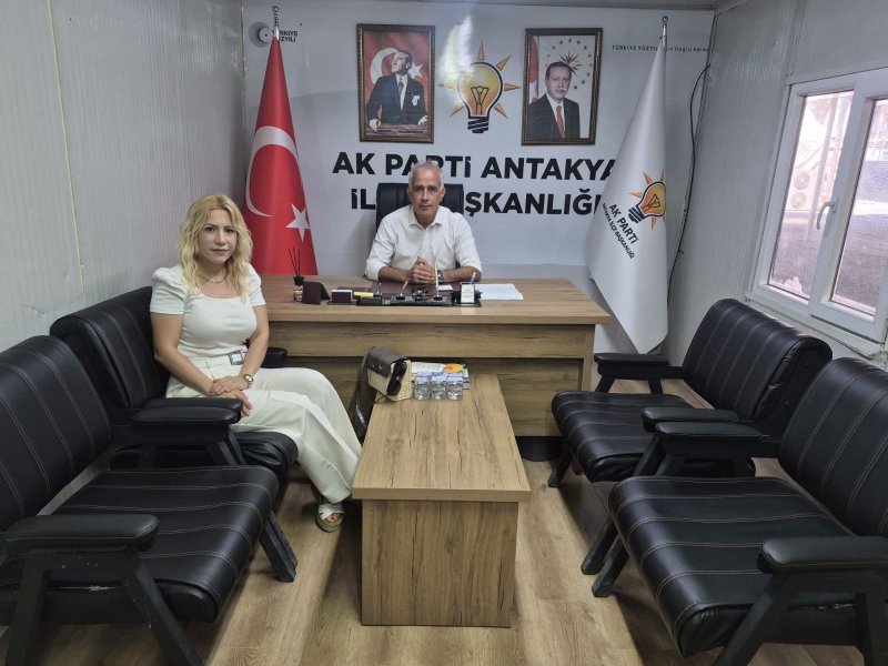 ÖZKAYA VATANDAŞLARLA BİR ARAYA GELDİ
