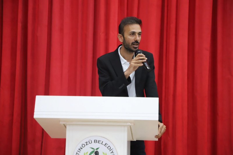 BAŞKAN SARI GENÇLERLE TECRÜBELERİNİ PAYLAŞTI