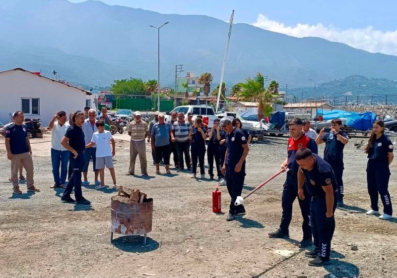 BALIKÇILAR YANGINA KARŞI BİLİNÇLENDİRİLDİ