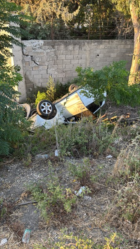 HATAY’DA ARAÇ BAHÇEYE UÇTU