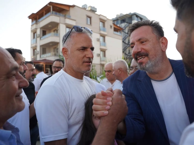 BAŞKAN ÜSTÜN YENİ PARTİ KARARINI AÇIKLADI