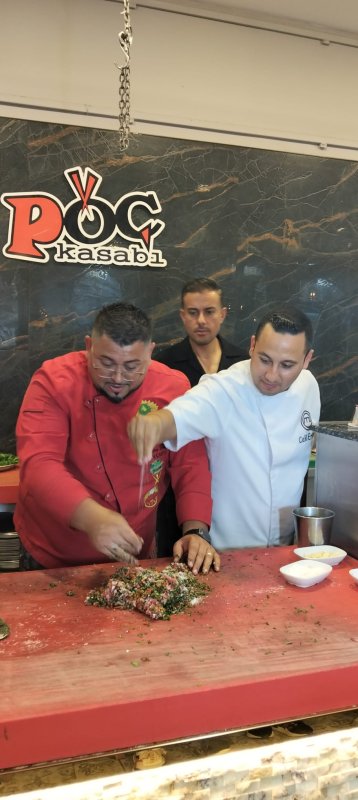 MASTERCHEF ŞEFLERİ ANTAKYA'DA LEZZET ŞOVU YAPTI